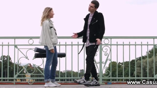 Casual Tini Porno - izgató néger hölgyemény és a barátja