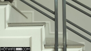 HotwifeXXX - beleélveztek a feleségem pinájába