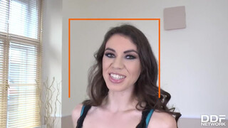Tiffany Doll kettő dákót kap a segglyukába