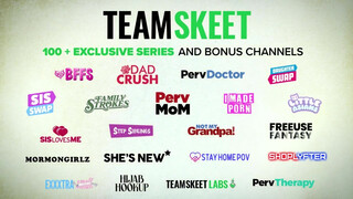 TeamSkeet - Katie Kushnak eléggé mély a torka