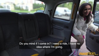 Fake Taxi - Vékony hatalmas kannás brazil kisasszony