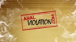 ANALIZED - Gia Dimarco a hatalmas keblű milf