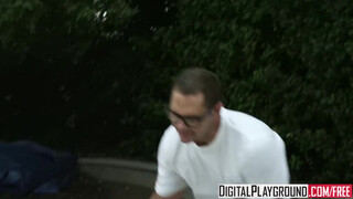 Digital Playground - Selena Rose hatalmas dákóval megkúrva
