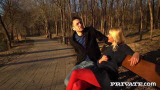 Private com - Zlata Shine a dögös hatalmas didkós milf