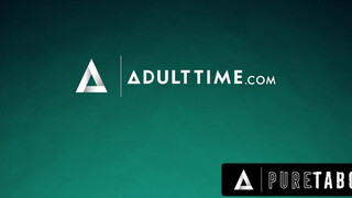 PURE TABOO - Anna Claire Clouds a hatalmas fenekű világos szőke nőci