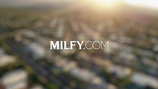 MILFY - Reagan Foxx néger pasival kúr