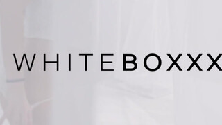 WhiteBoxxx - Vinna Reed a fullos cseh kisasszony