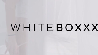 WhiteBoxxx - Tina Blade a kicsike tőgyes horvát kiscsaj