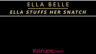 Ella Belle peckezik
